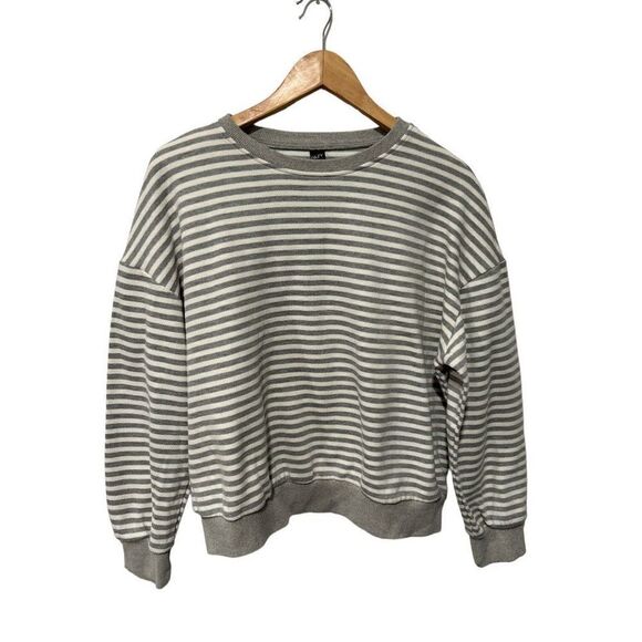 Dazy Grey White Striped Knit Crewneck Pull Over Sweater Size Small - Picture 2 of 11